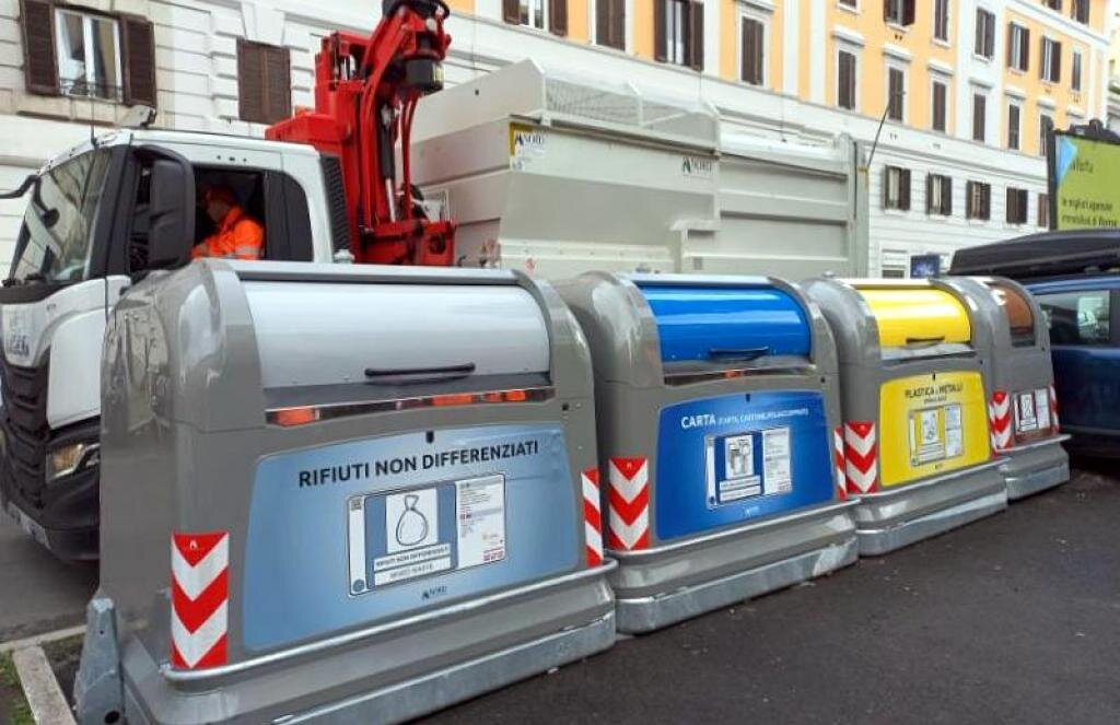 ورود سطلهای هوشمند به بلوار معروف رم