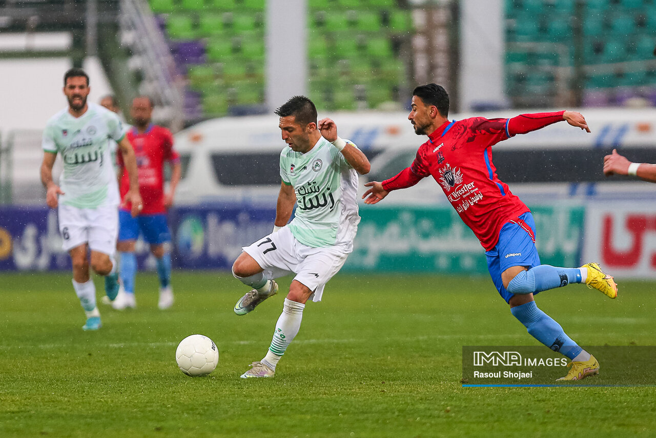 مچ اندازی مربیان سرخابی در اهواز/سربازان ملوان در آزادی به خط شدند!