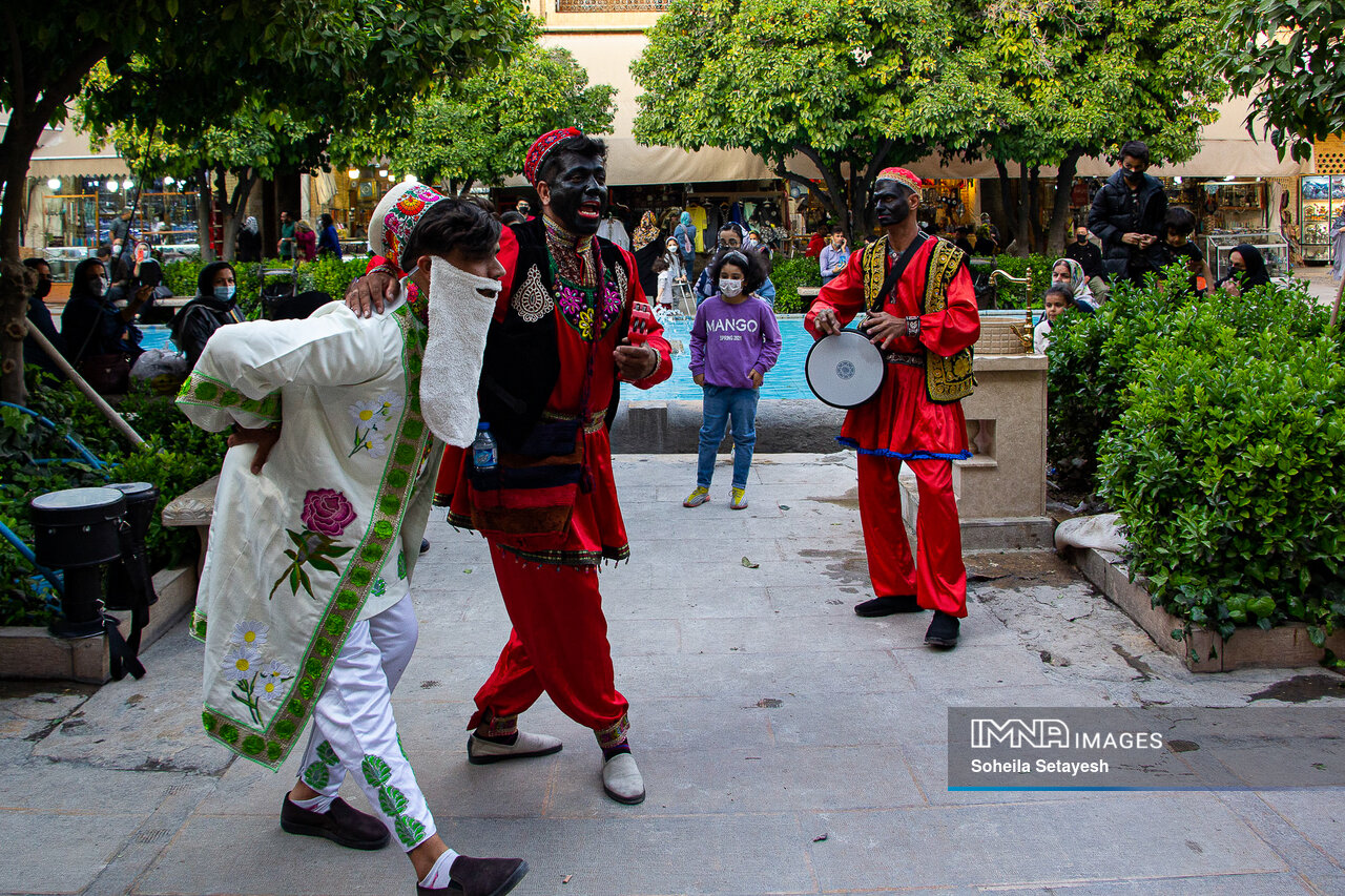 Hurry up! Nowruz is right around the corner