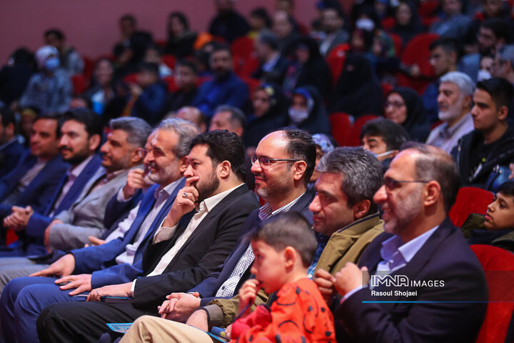نشست تکریم و قدردانی از مدیران شهری و اعضای شورای شهر اصفهان