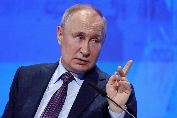 تاکید پوتین بر عزم روسیه برای افزایش تولید ماهواره