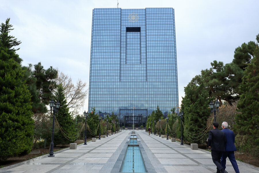 وظیفه مهم بانک مرکزی برای رسیدن به تورم ۹.۵ درصدی / ضرورت نظارت بر شبکه بانکی