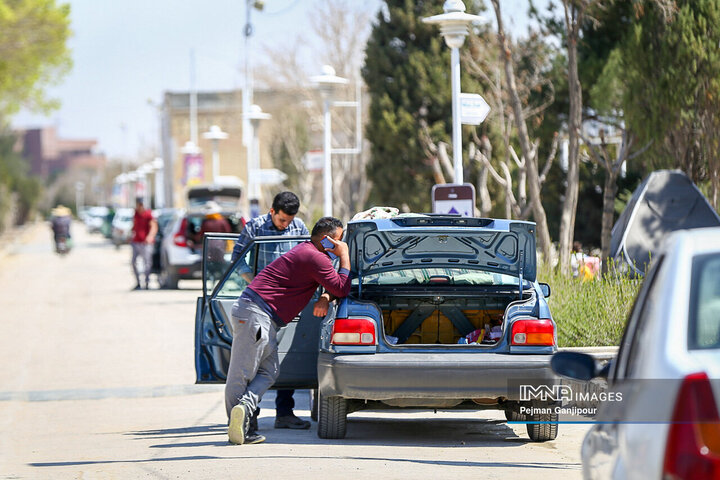 باغ فدک میزبان مسافران نوروزی