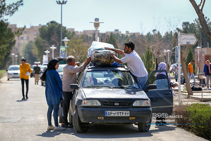 باغ فدک میزبان مسافران نوروزی