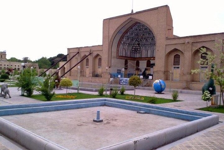 اجرای برنامه «گوشه‌های اصفهان» در تالار تیموری