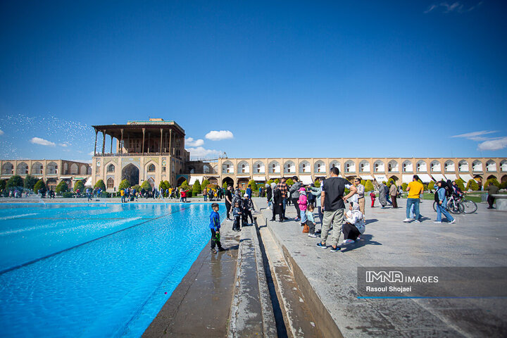 هوای اولین روز تابستان در اصفهان سالم است