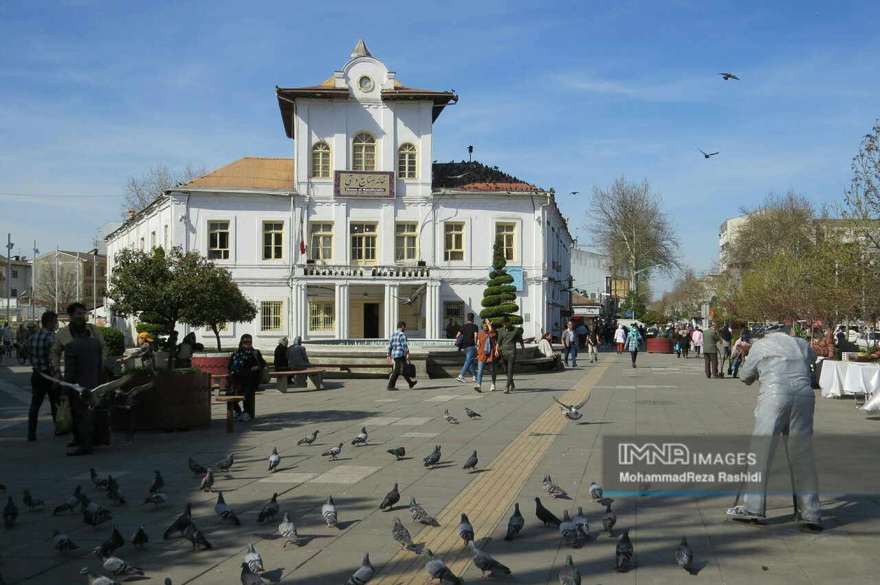 حالوهوای نوروز در پیادهراه رشت