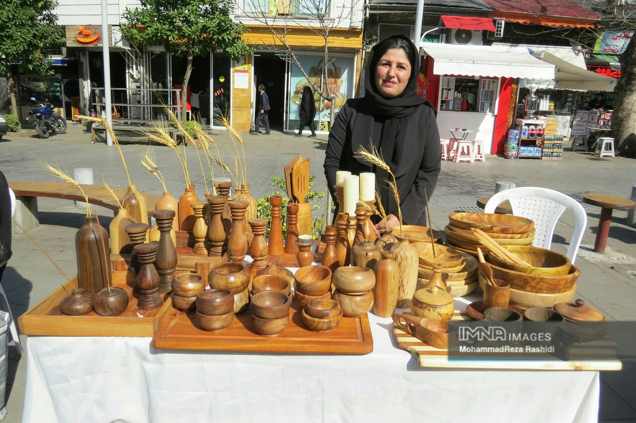 حالوهوای نوروز در پیادهراه رشت