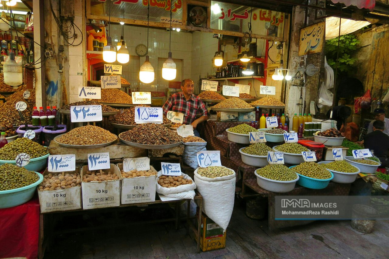 حال‌وهوای نوروز در بازار سنتی رشت 