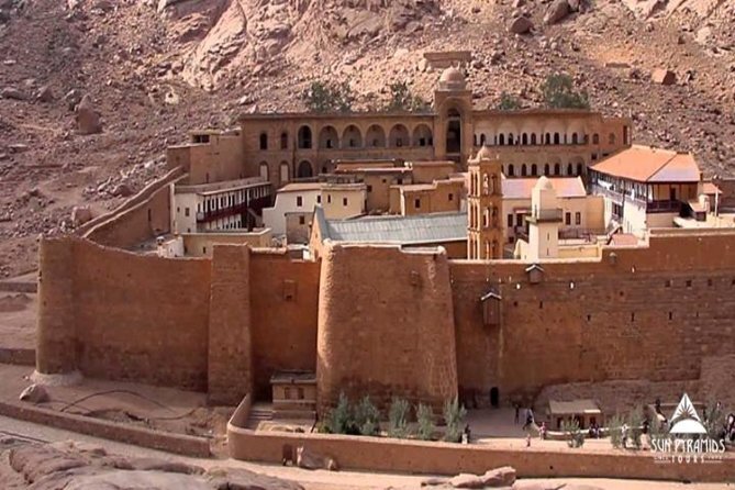 Egypt to begin giving visas to Iranians visiting South Sinai