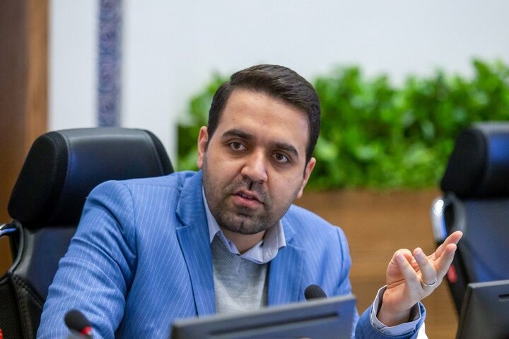 شهردار اصفهان سیاست‌های کلان تحقق شعار سال را ابلاغ کند