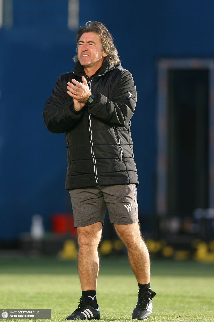 ساپینتو یک خارجی متفاوت در استقلال! + عکس