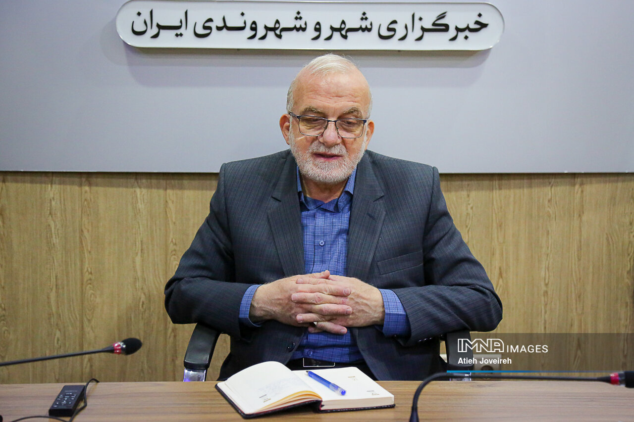 ضرورت تشکیل قرارگاه مردمی بهمثابه حلقه میانی جامعه و مجلس