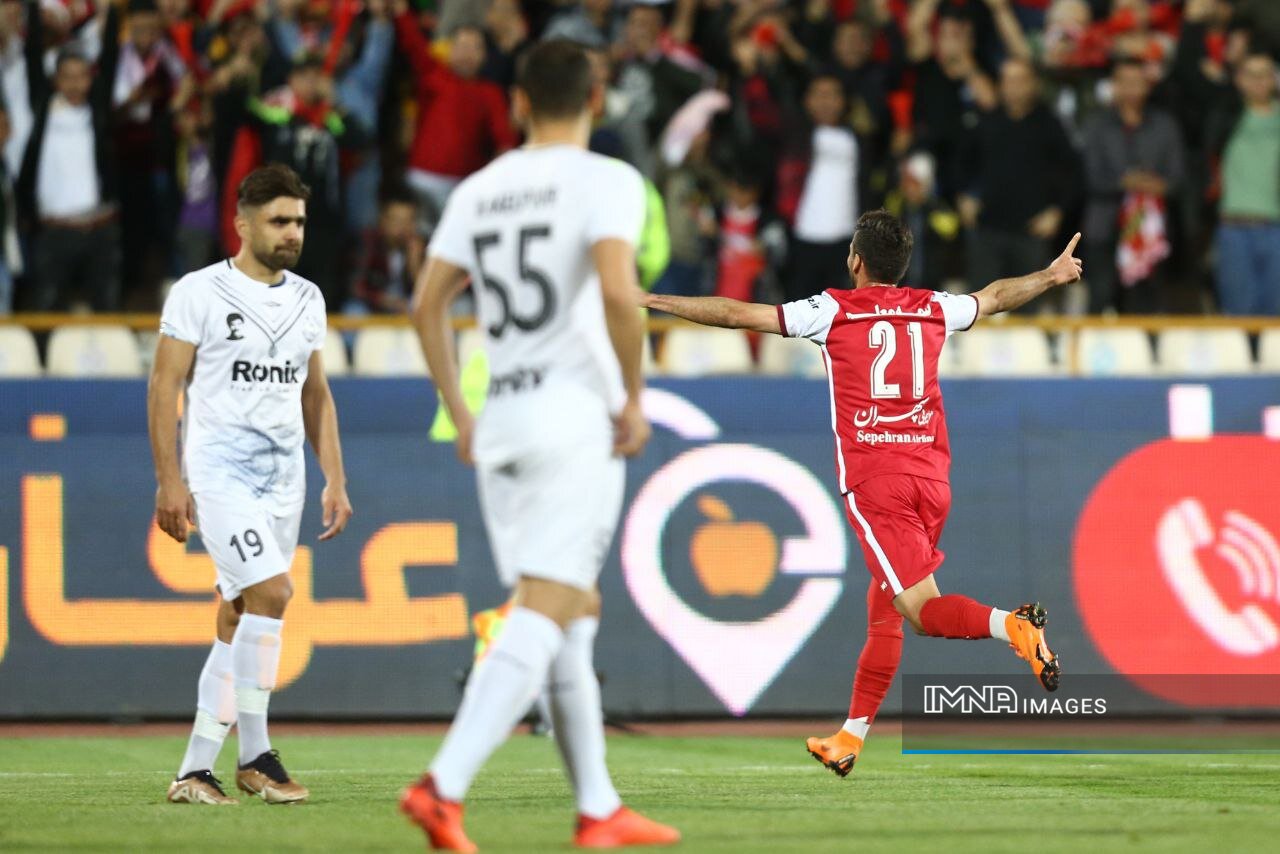 هوادار - پرسپولیس/ هر دو تیم به دنبال خلق اولینها