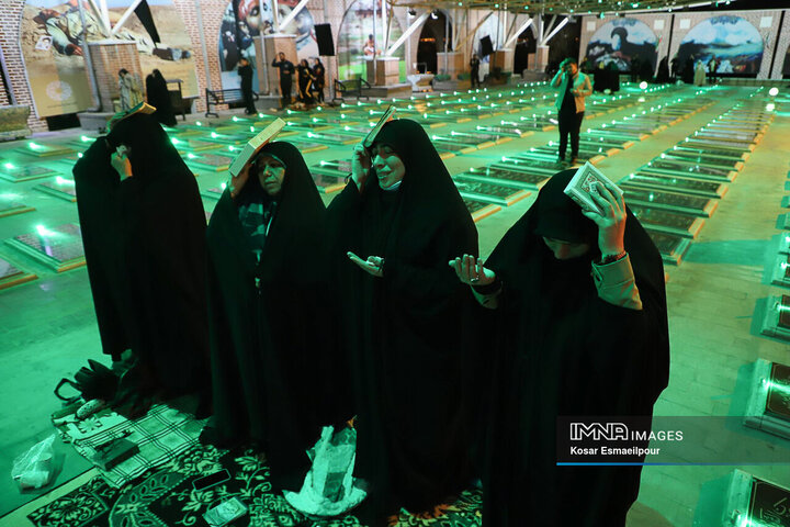 شب قدر نوزدهم ماه رمضان در وادی رحمت تبریز