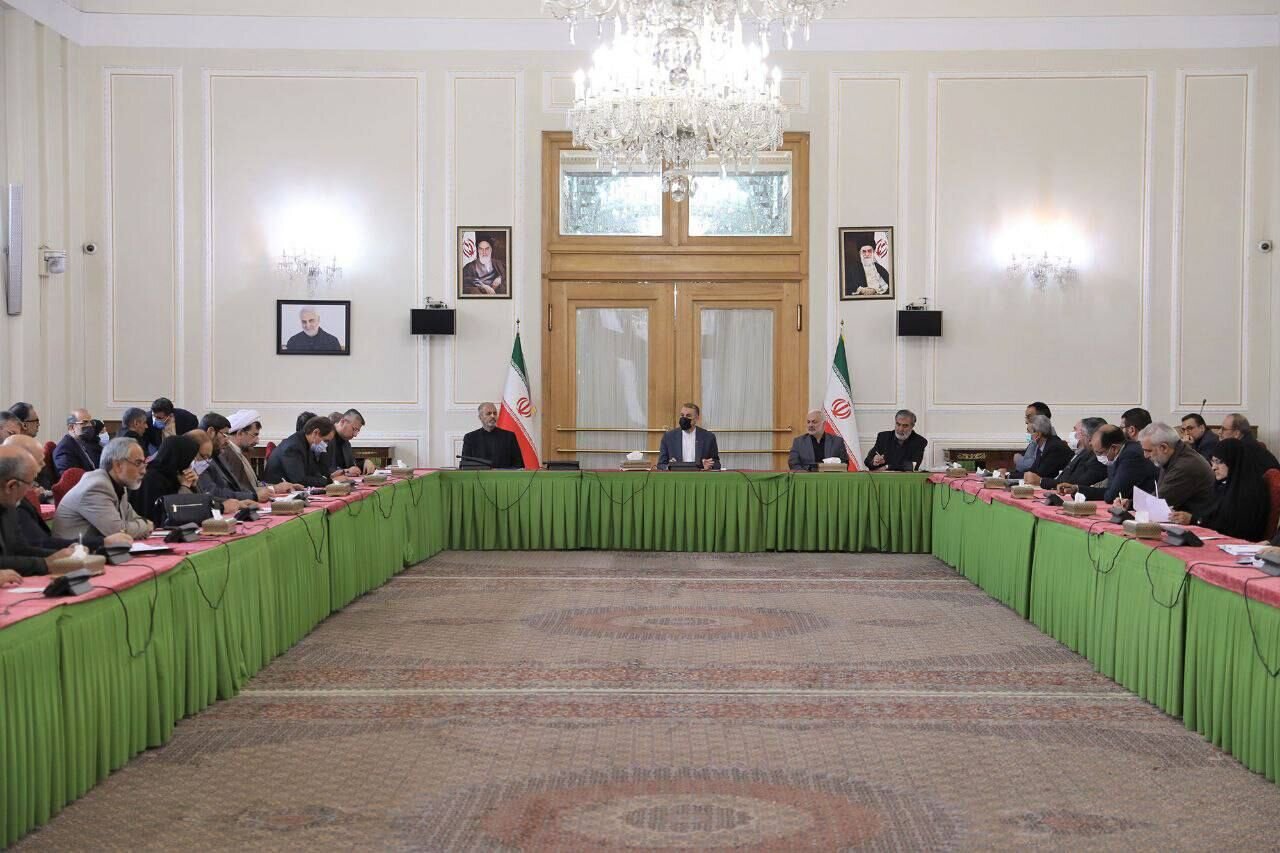 نشست اعضای کمیسیون امنیت ملی مجلس با امیرعبداللهیان و مدیران وزارت خارجه