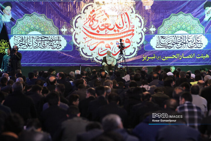 مراسم احیای شب بیست‌و‌سوم ماه رمضان در مسجد جامع تبریز
