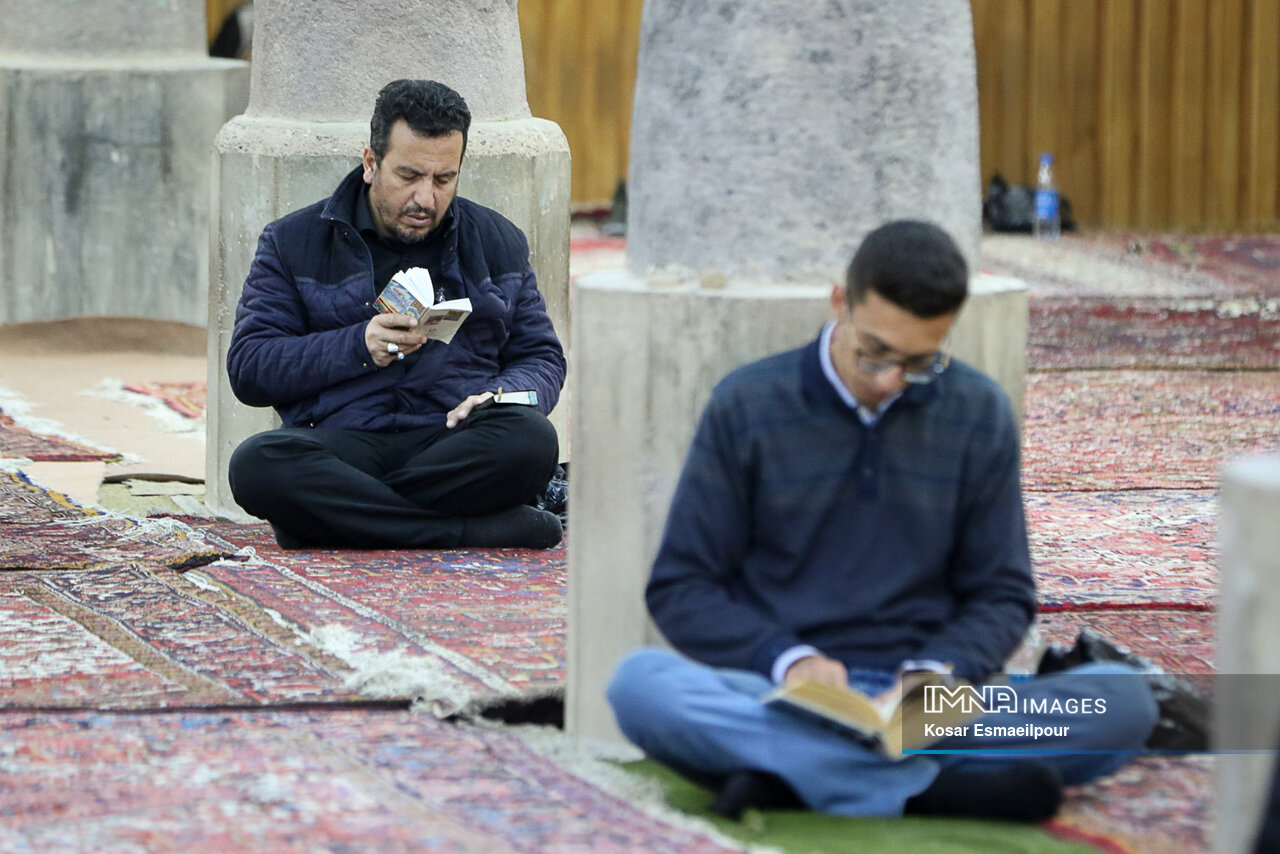 دعای وداع با ماه رمضان در صحیفه سجادیه + دانلود متن و ترجمه