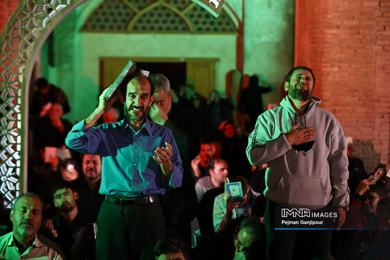 صبح دولت از سپیدهاش پیداست