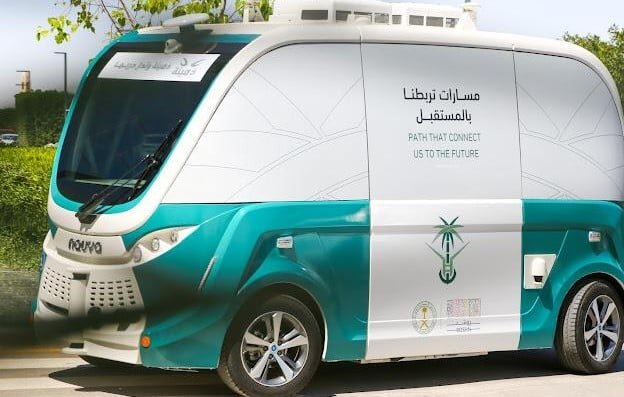 آزمایش اولین شاتل بدون راننده در عربستان