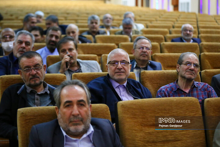 گردهمایی پیشکسوتان بسیج دانش‌آموزی اصفهان