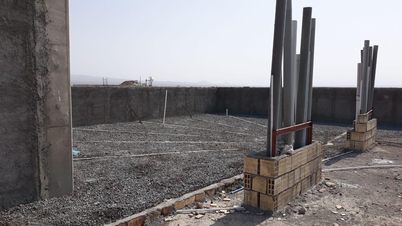 شیب بندی بام با پوکه معدنی رایج ترین روش شیب بندی و کف سازی است