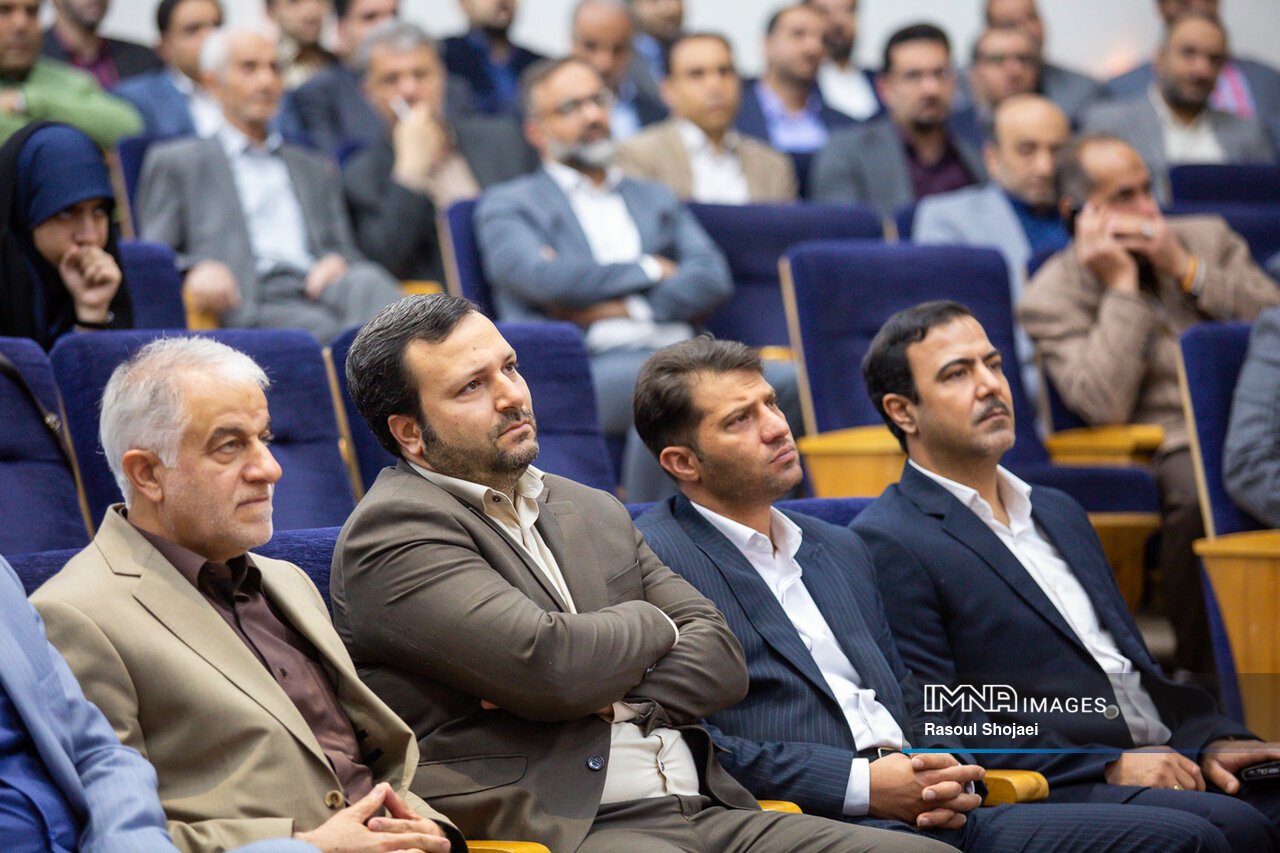 تلاش کردیم اعتماد از دست رفته مردم به شهرداری را احیا کنیم/ لزوم صیانت از شخصیت شهر