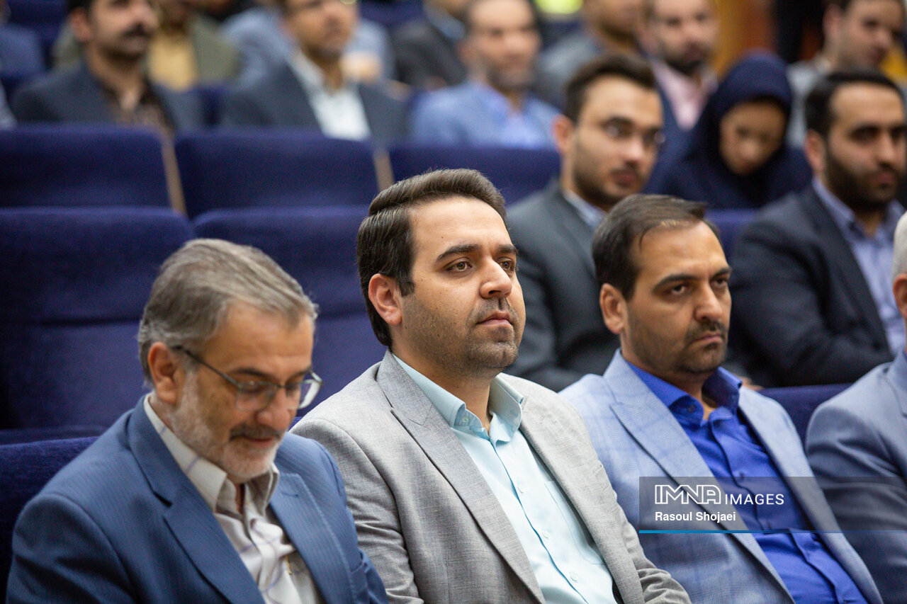 تلاش کردیم اعتماد از دست رفته مردم به شهرداری را احیا کنیم/ لزوم صیانت از شخصیت شهر