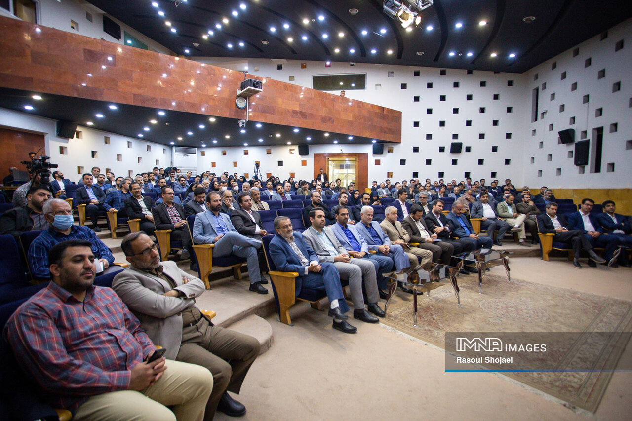 تلاش کردیم اعتماد از دست رفته مردم به شهرداری را احیا کنیم/ لزوم صیانت از شخصیت شهر