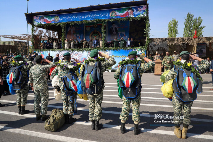 رژه روز ارتش در تبریز