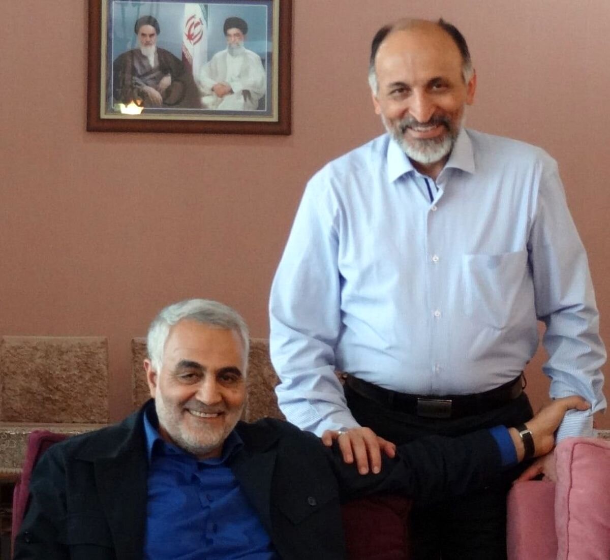 عشق به نظام در تمام وجودش تبلور داشت