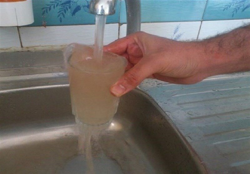 آب شرب خرم‌آباد گل‌آلود شد/ اعزام تیم‌ وزارت نیرو به منطقه