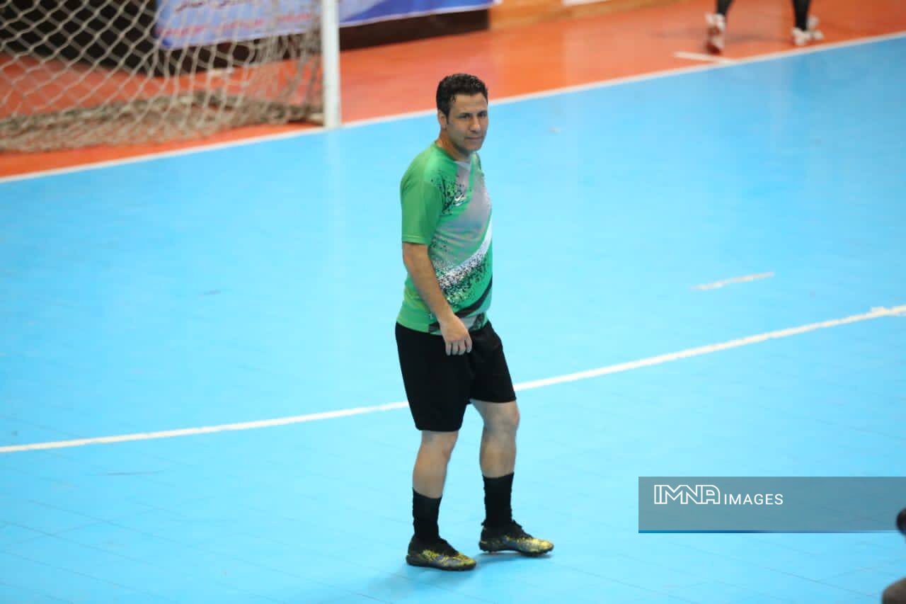 مهدی تارتار پا به توپ شد +عکس