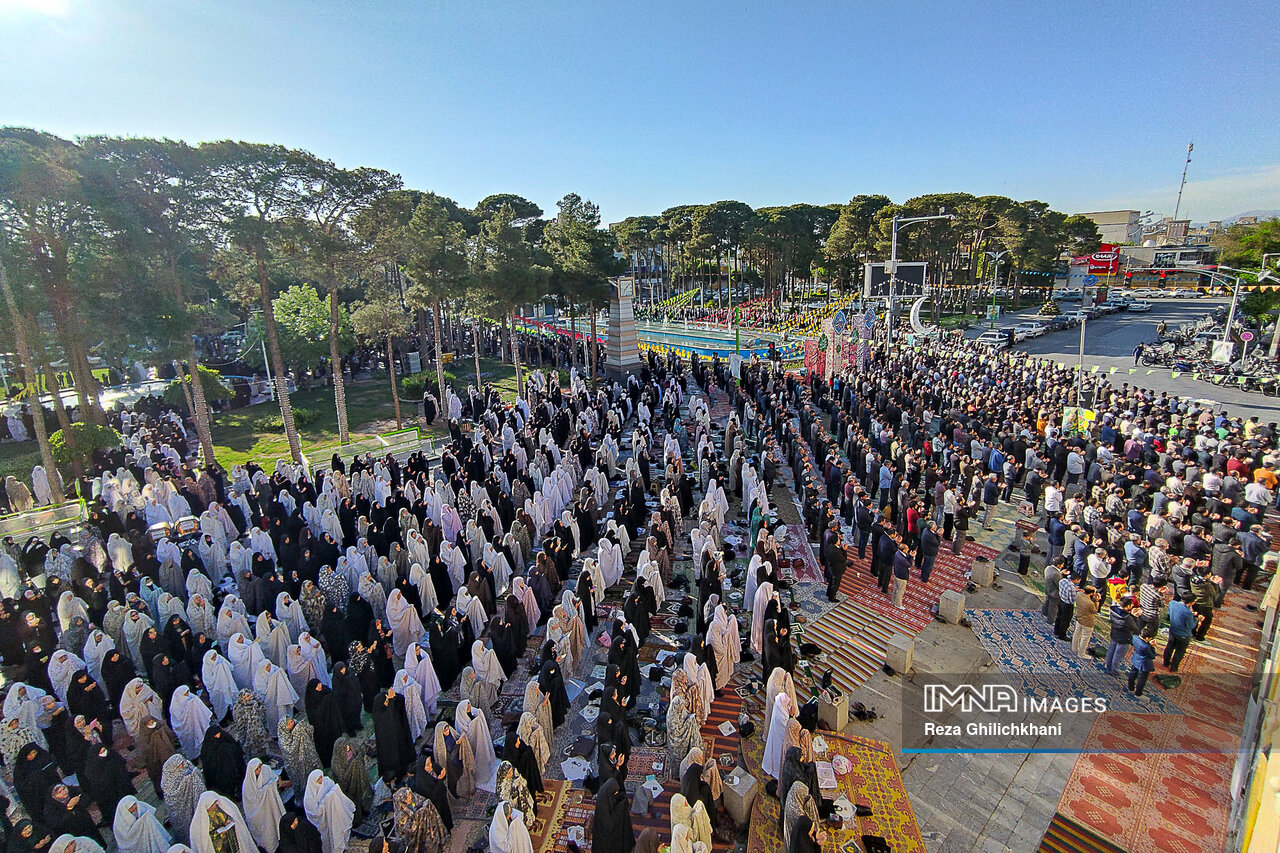 نماز عیدفطر در نجف‌آباد