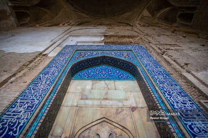 نگین معماری اسلامی در قلب نصف جهان
