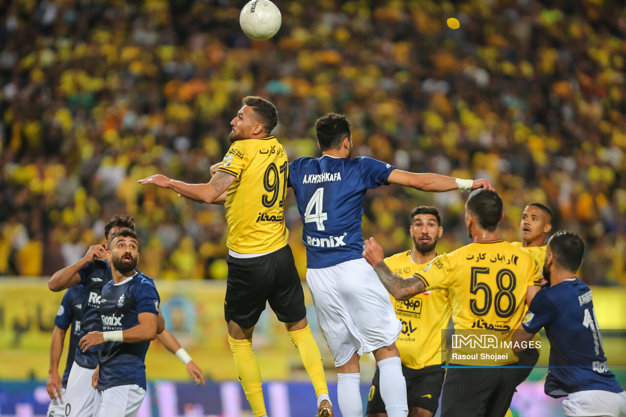 تا هفته آخر کورس قهرمانی جذاب دنبال میشود!