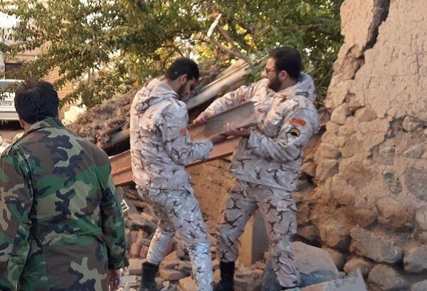 تکرار بلند آری در رفراندوم ایرانیها / وقتی دختران هم سقف امید دشمن را بر سرش خراب کردند