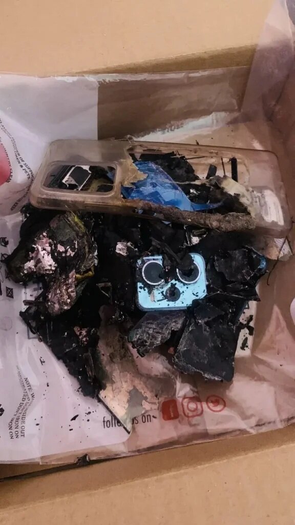 گوشی شیائومی ردمی نوت ۱۲ منفجر شد