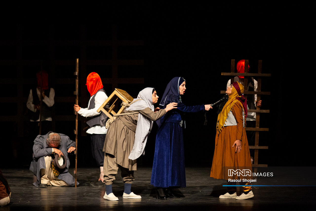 بیمها و امیدهای تئاتر اصفهان/ بیان مطالبات عرصه نمایش از زبان هنرمندان آن