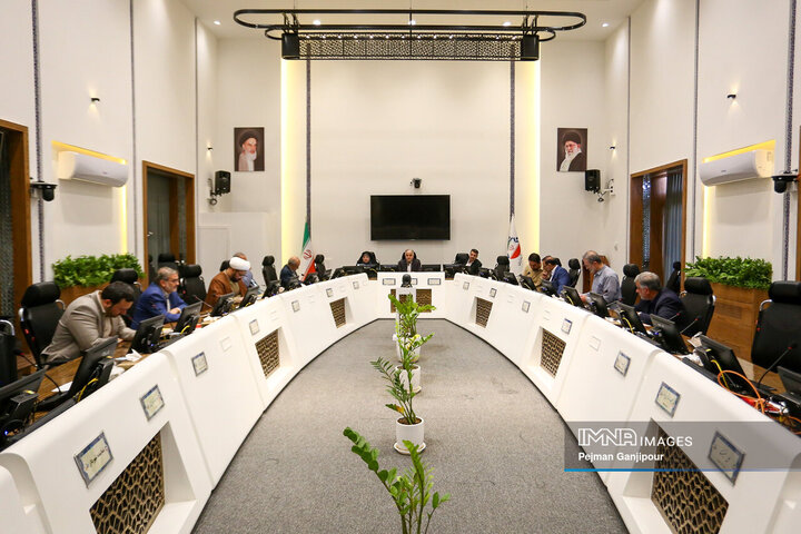 هشتاد و چهارمین جلسه علنی شورای شهر اصفهان