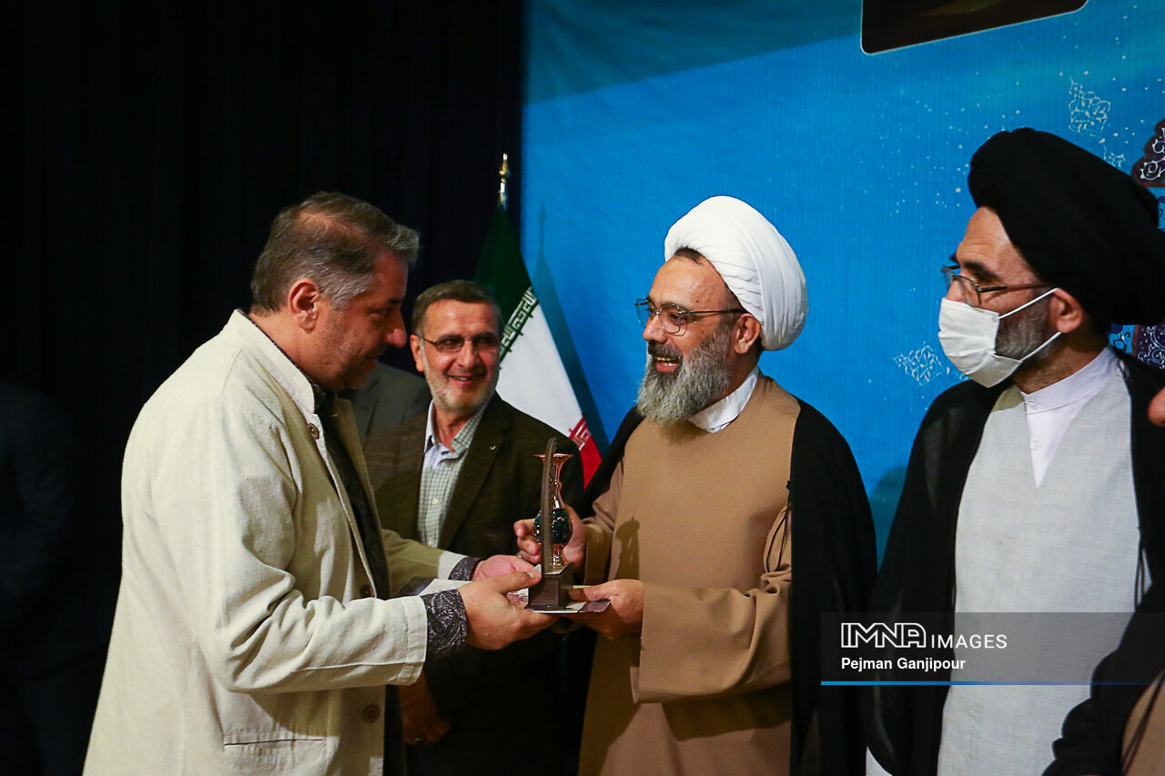 تقدیر از ۲۰۰ نفر فعالان در حوزه جهاد تبیین