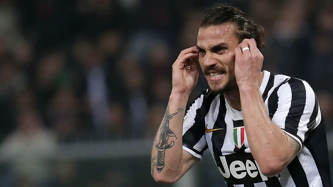 نگاهی به ستارههایی که توسط باشگاه خود، محروم شدهاند