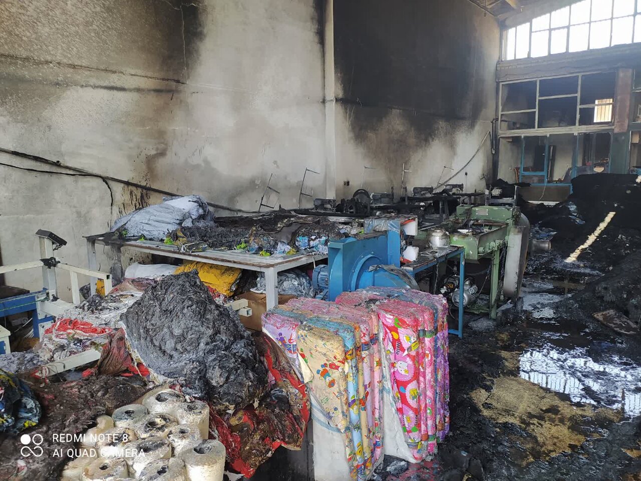 جزئیات حریق سنگین کارگاه پتو بافی + عکس