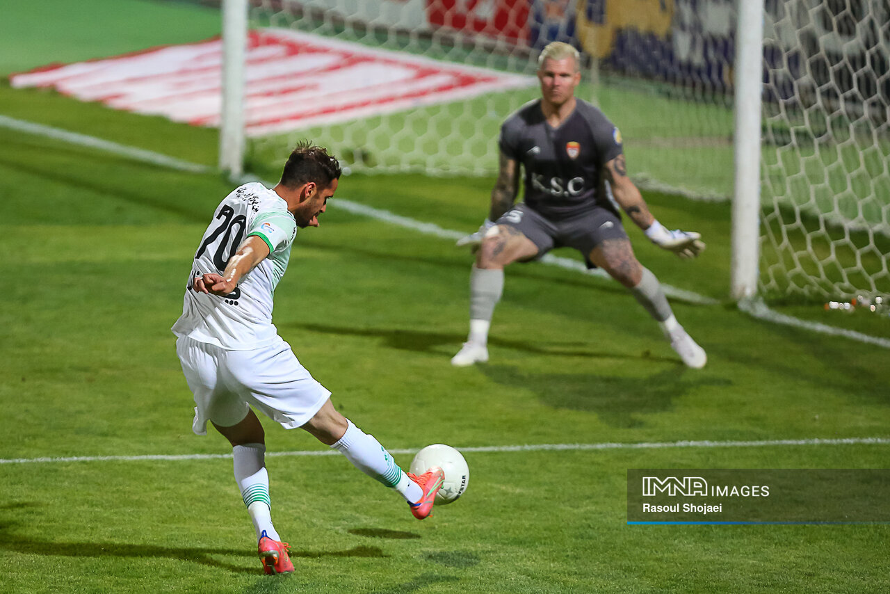 چه کسی بهترین گزینه برای هدایت ذوب آهن است؟