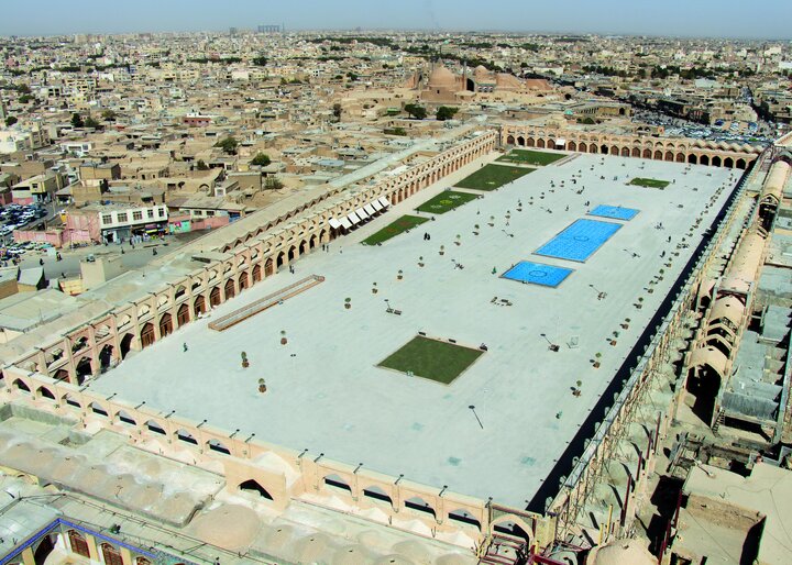 میدان امام علی (ع) اصفهان بهترین میدان‌گاه برای برگزاری رویدادها است