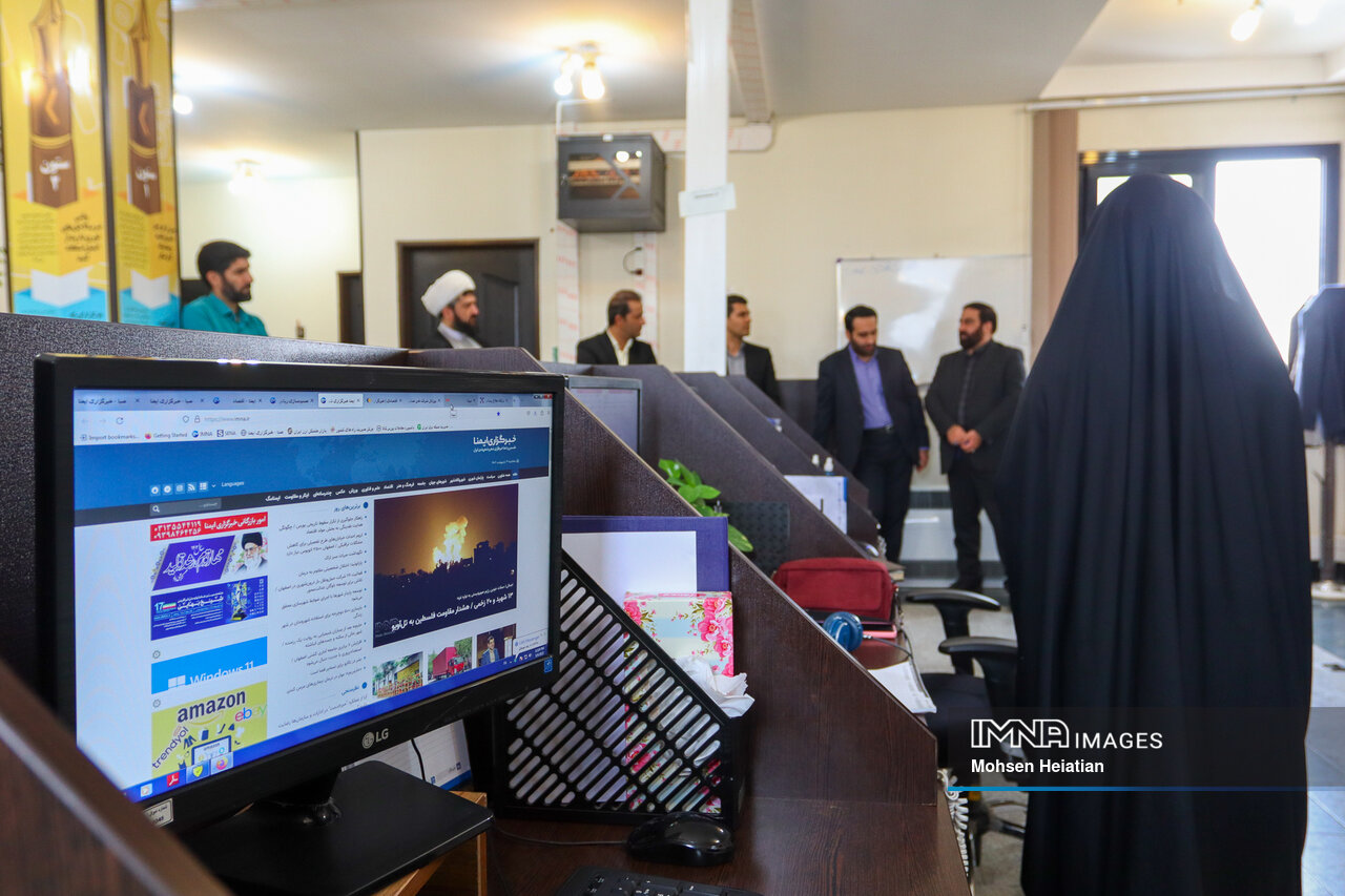 بازدید مدیر منطقه ۱۱ شهرداری اصفهان از خبرگزاری ایمنا
