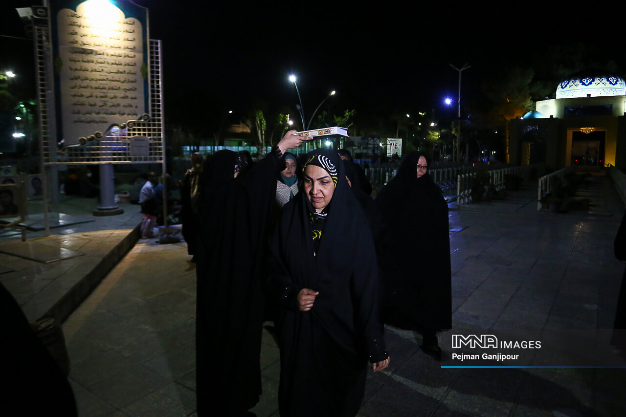 دختران نصف جهان رهسپار دیار حاج قاسم شدند