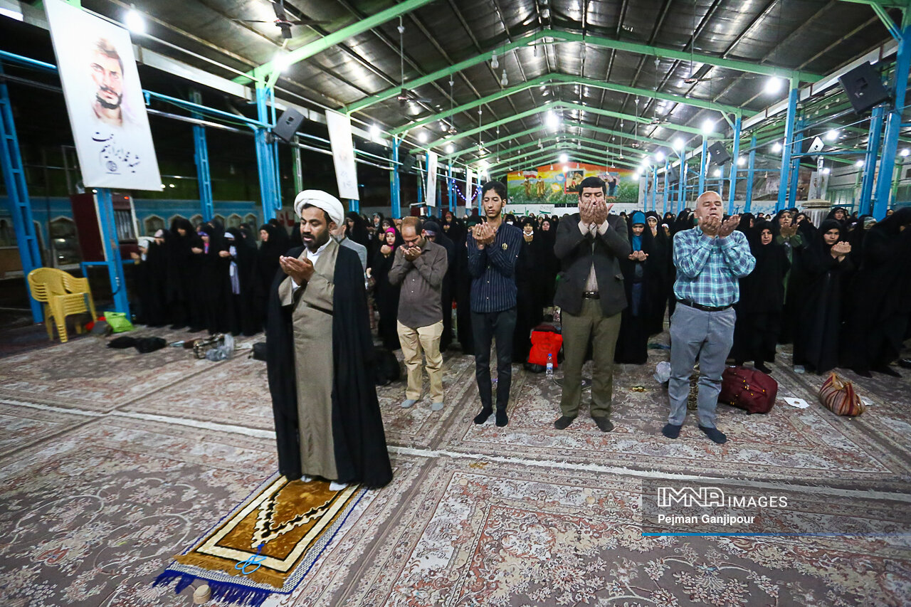 دختران نصف جهان رهسپار دیار حاج قاسم شدند