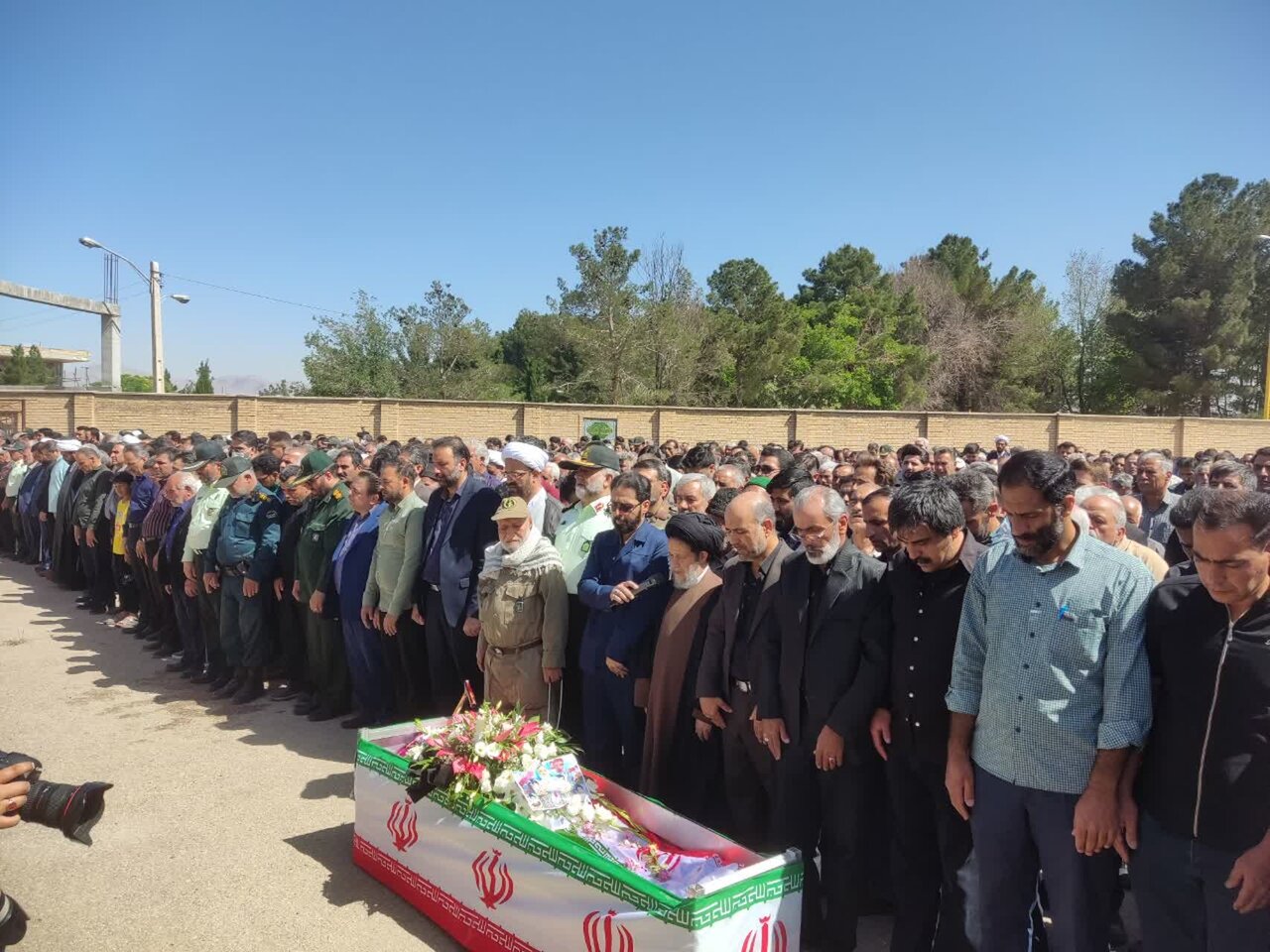 تشییع پیکر پدر شهیدان ضیایی در مبارکه