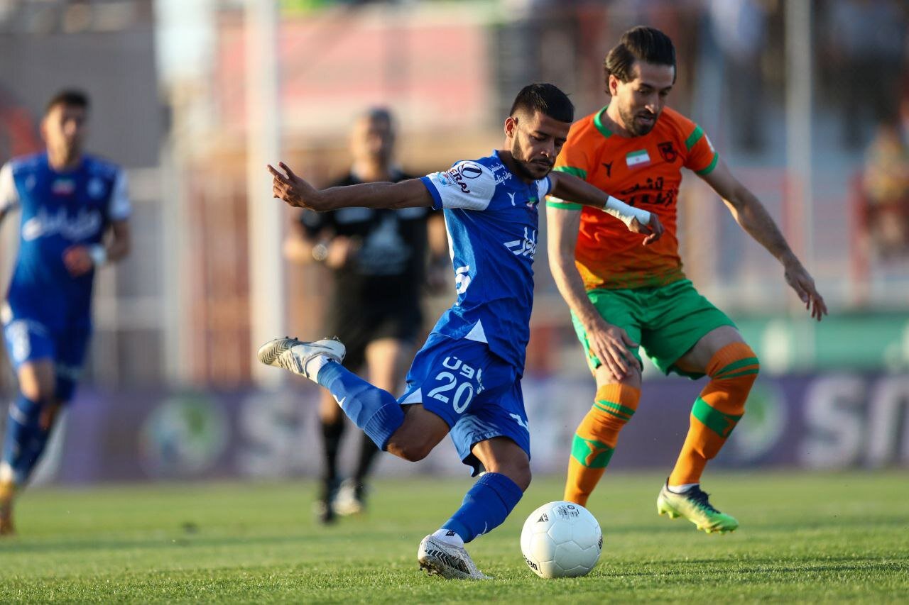 فرصت طلایی سرخابیها برای افزایش اختلاف با رقبا / دوئل پائیننشینان برای نجات از قعر جدول